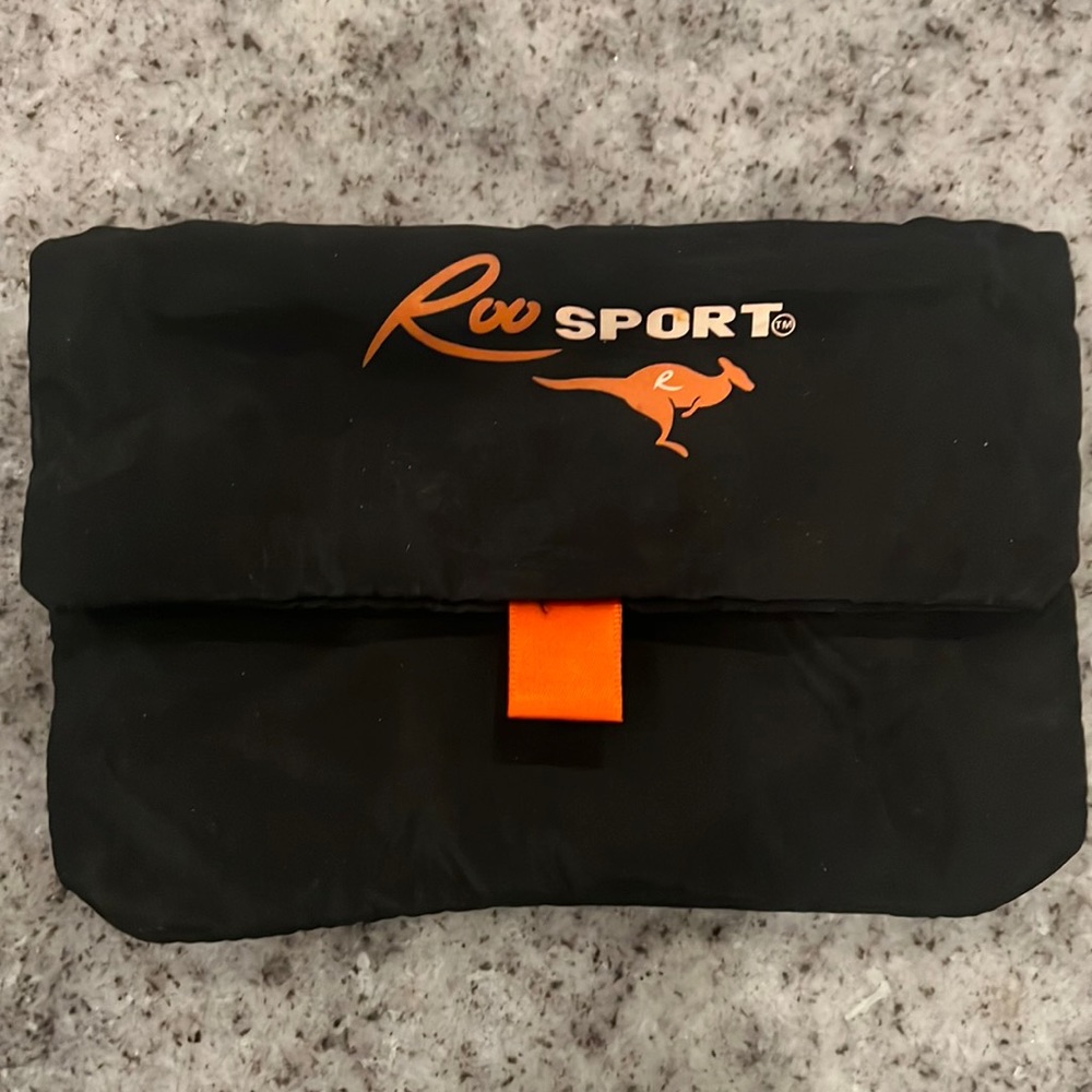 Roosport Magnetic Running Pouch